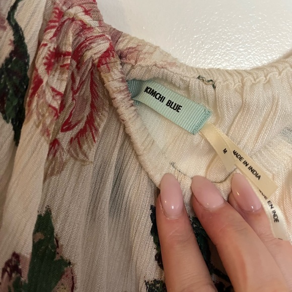 Kimchi Blue White Floral Bubble Sleeve Off the Shoulder Top - Picture 5 of 7
